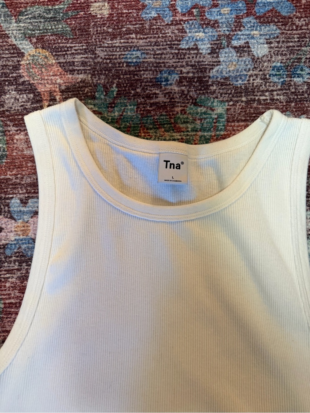 TNA Ribbed Cropped Tank - Picture 3 of 6